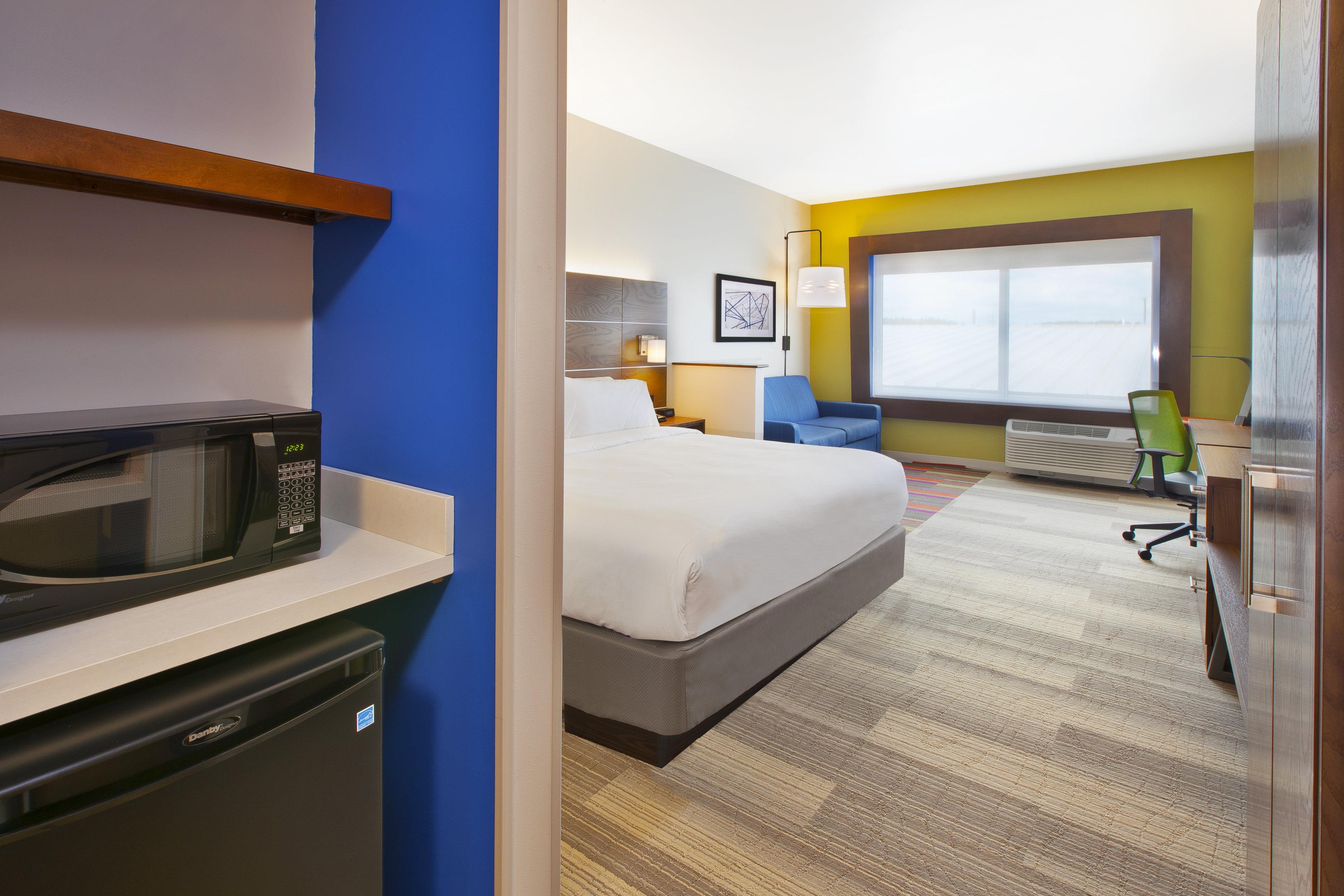 Holiday Inn Express And Suites South Hill By Ihg Bagian luar foto