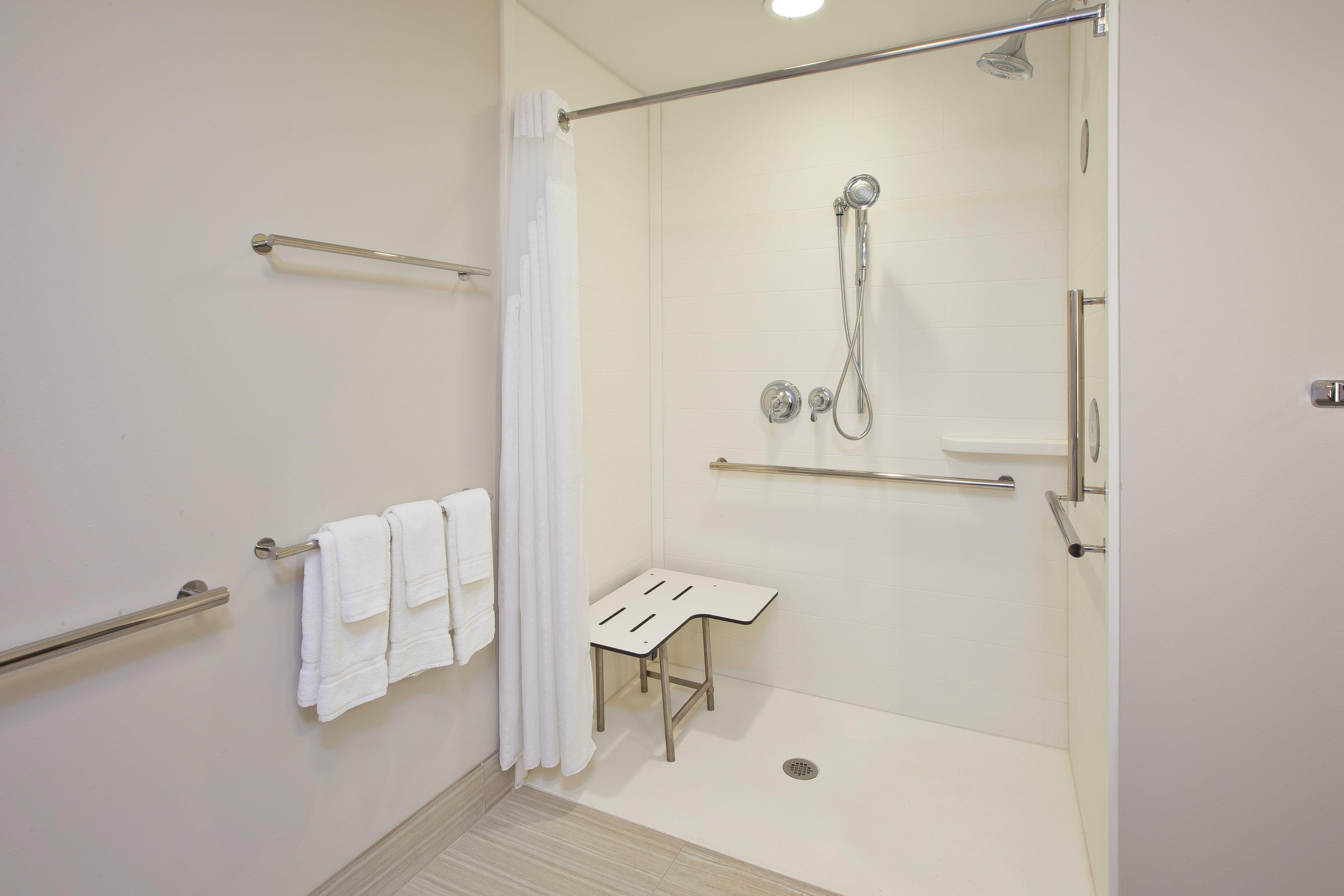 Holiday Inn Express And Suites South Hill By Ihg Bagian luar foto
