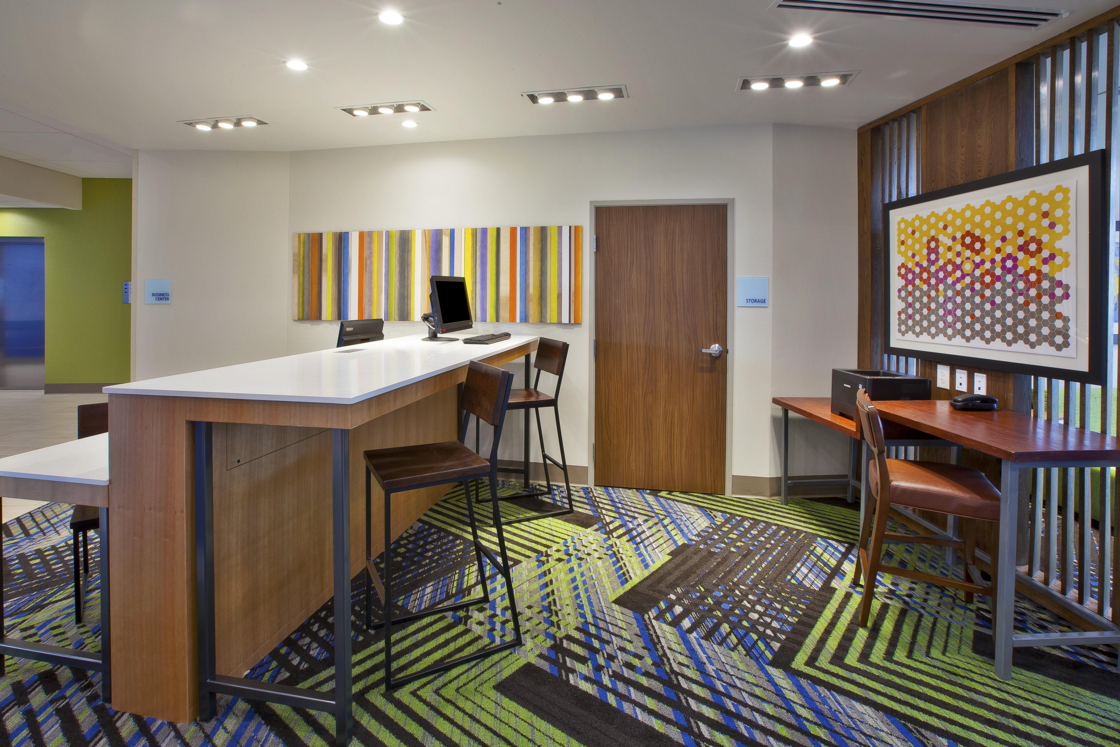 Holiday Inn Express And Suites South Hill By Ihg Bagian luar foto