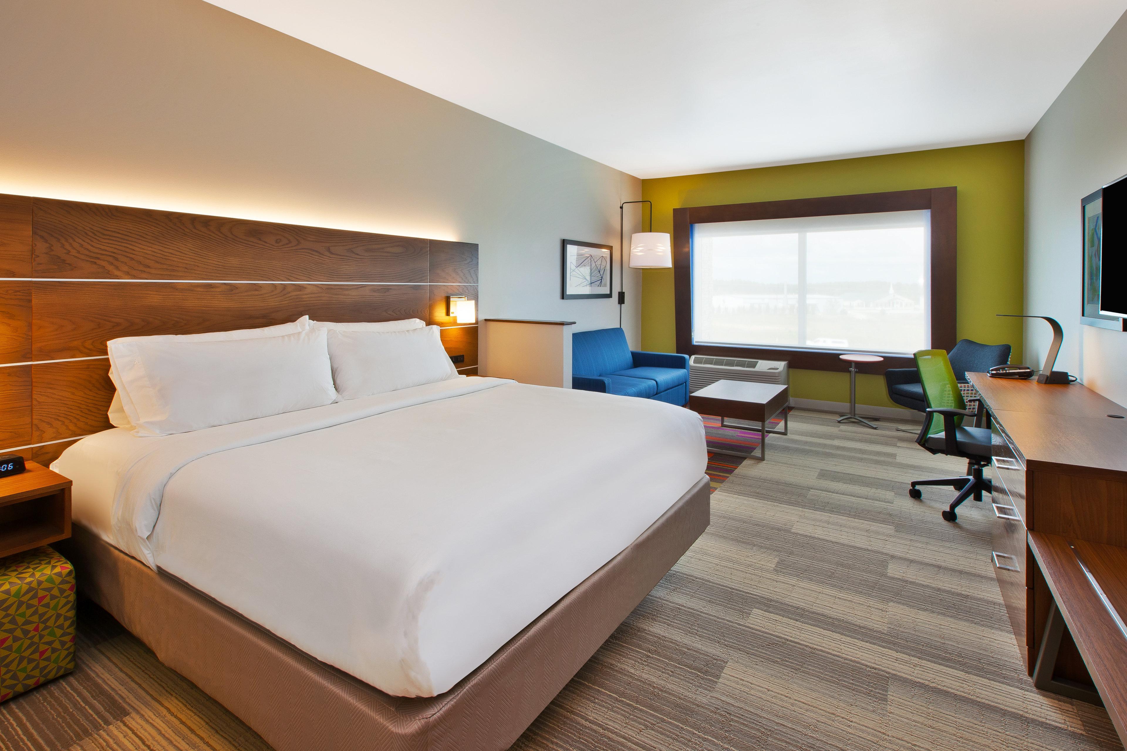 Holiday Inn Express And Suites South Hill By Ihg Bagian luar foto